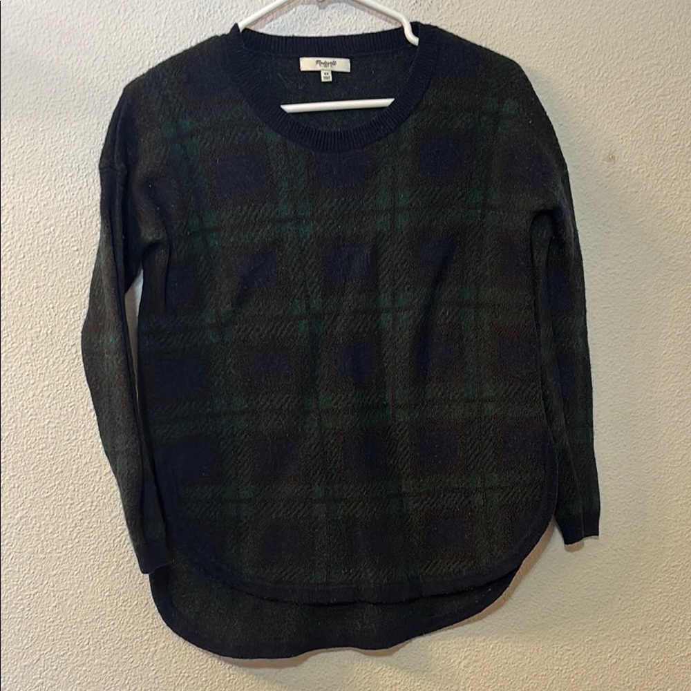 Madewell plaid round hem sweater size XS